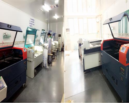 Laser cutting machine